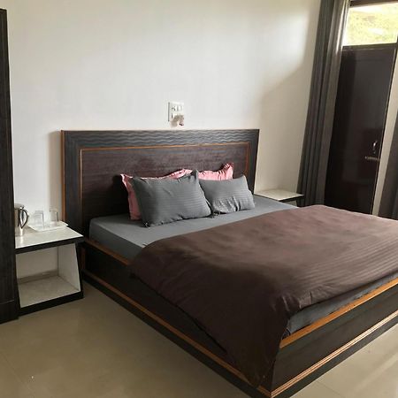 Mcleodganj Diaries Guest House Dharamshala Ngoại thất bức ảnh