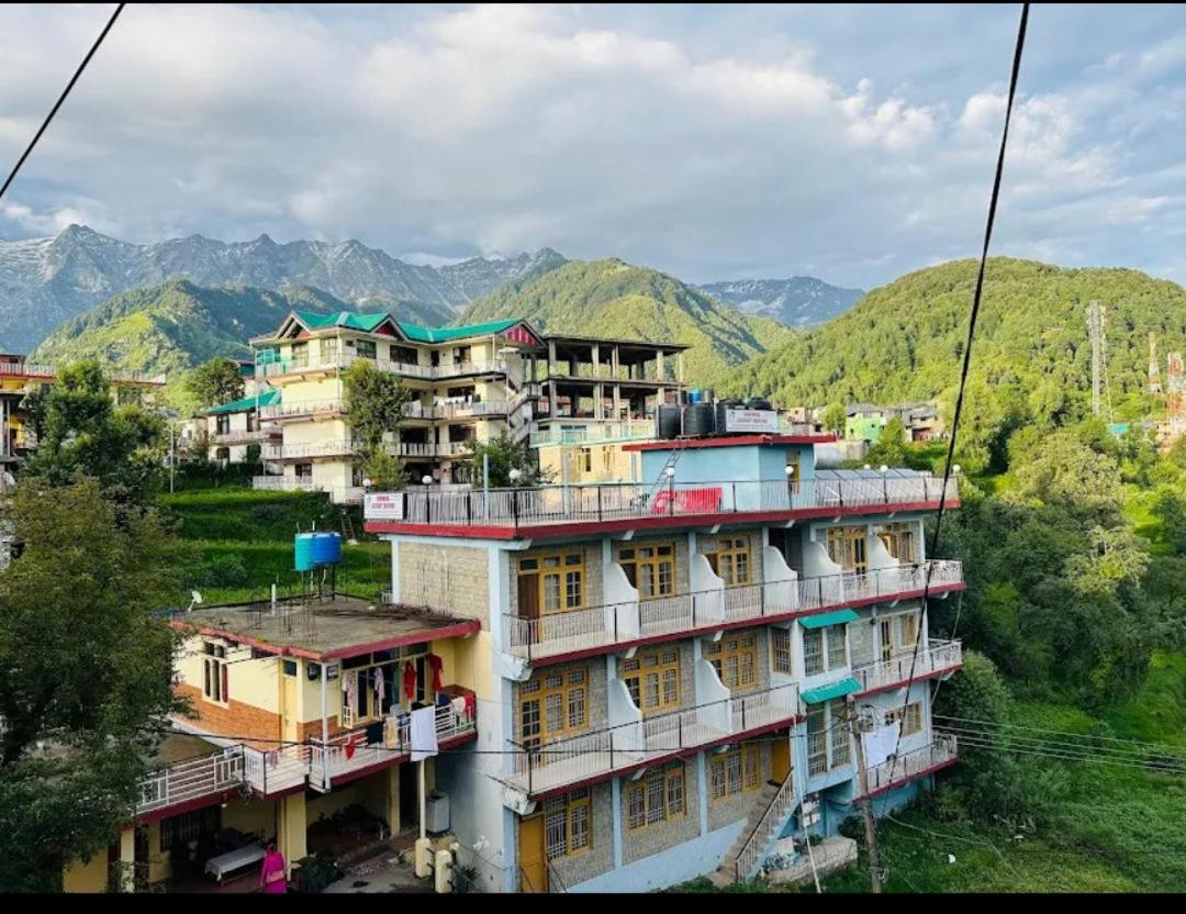 Mcleodganj Diaries Guest House Dharamshala Ngoại thất bức ảnh