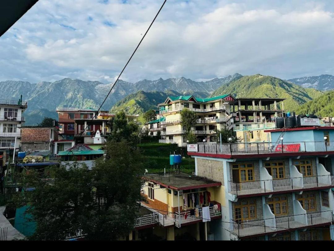 Mcleodganj Diaries Guest House Dharamshala Ngoại thất bức ảnh