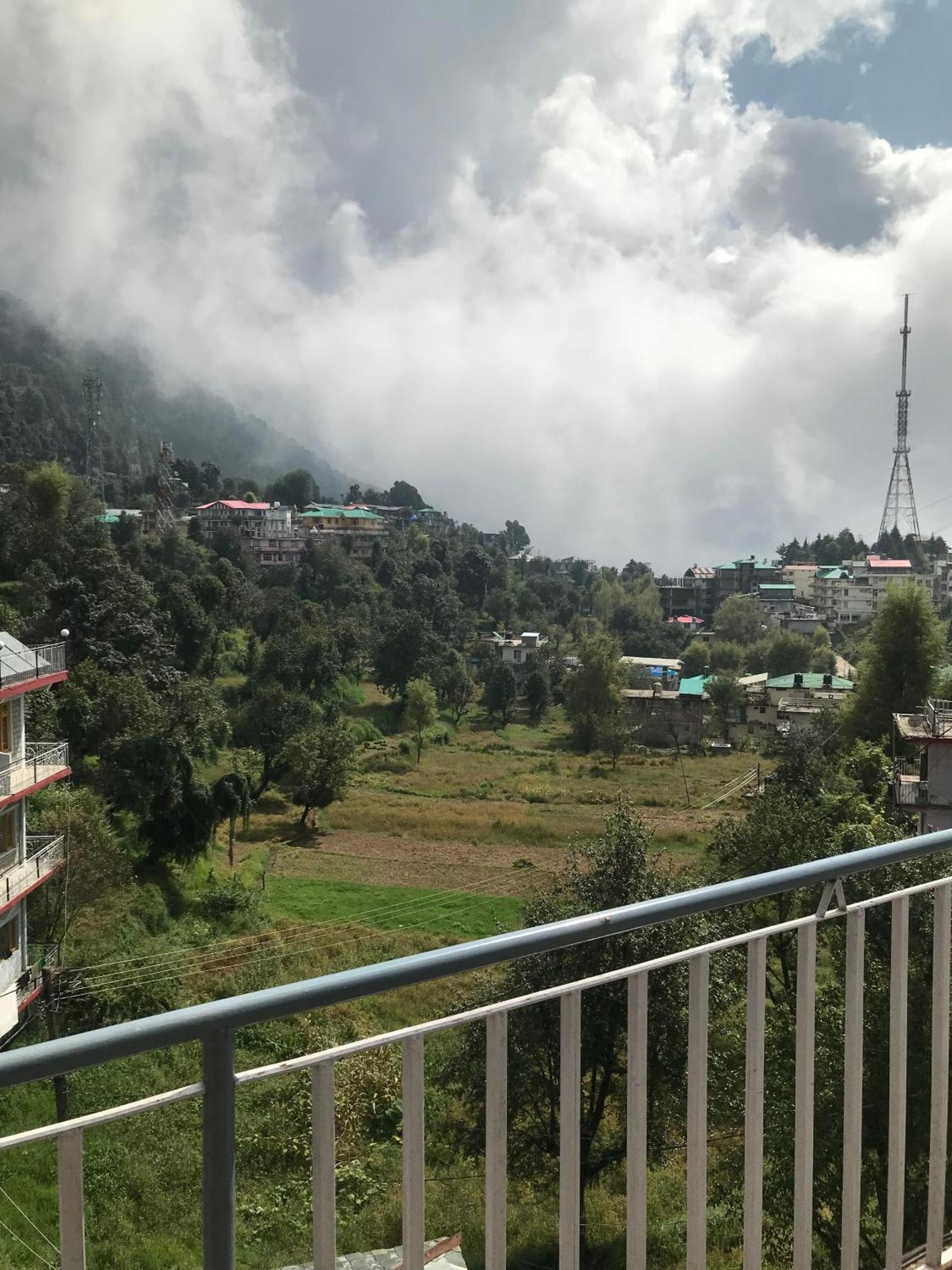 Mcleodganj Diaries Guest House Dharamshala Ngoại thất bức ảnh