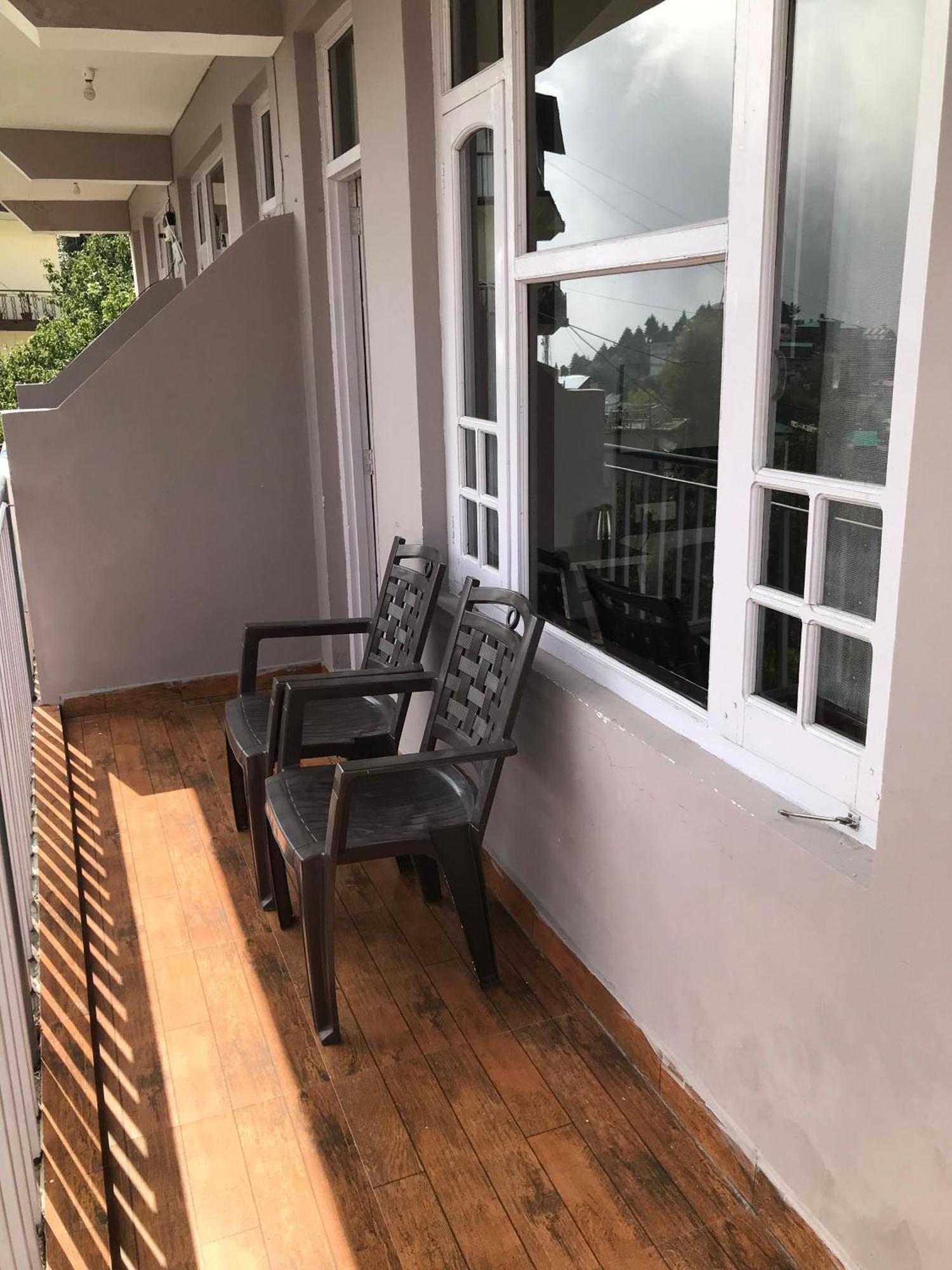 Mcleodganj Diaries Guest House Dharamshala Ngoại thất bức ảnh