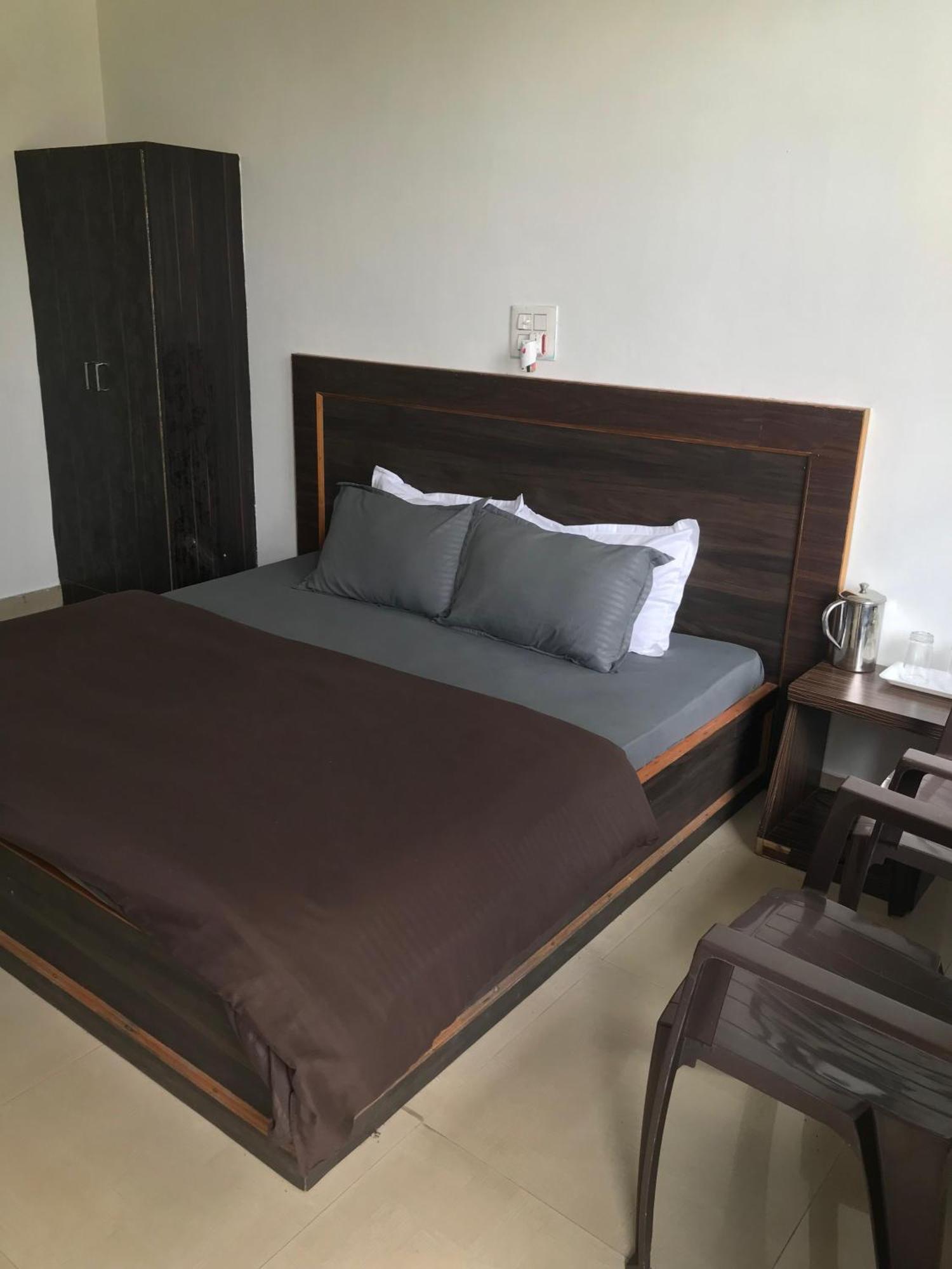 Mcleodganj Diaries Guest House Dharamshala Ngoại thất bức ảnh