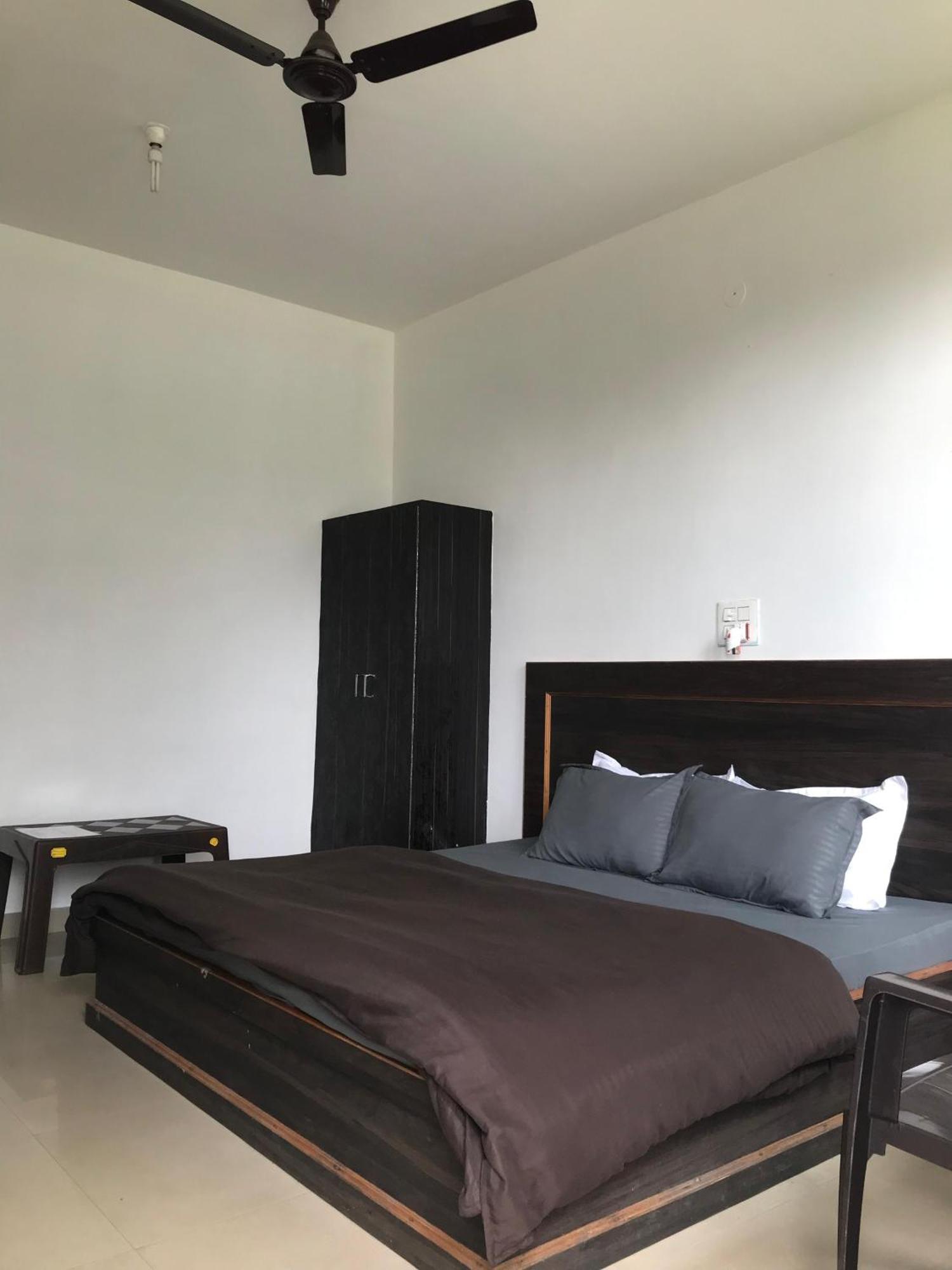 Mcleodganj Diaries Guest House Dharamshala Ngoại thất bức ảnh